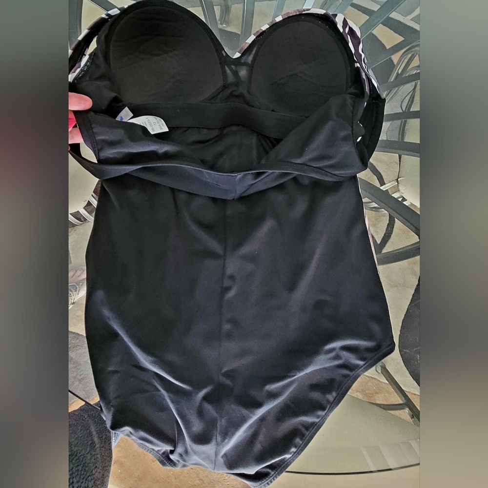 Swimsuits For All One-piece Swimsuit ❤️ - Picture 5 of 9
